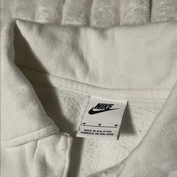Nike Phoenix White Collared Pullover with Black Logo | Size Medium - Picture 3 of 8